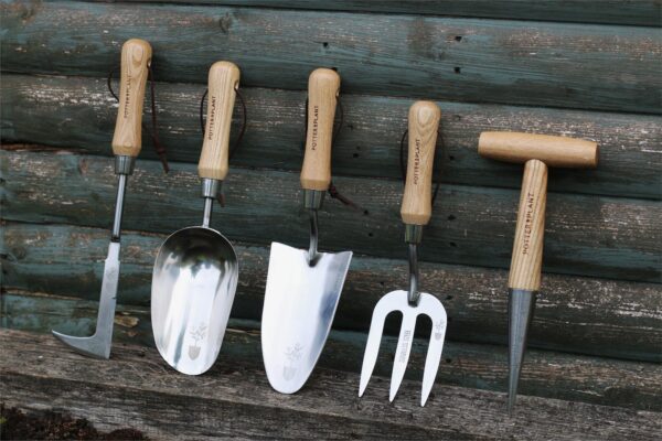 One of Potter & Plant Hand Tool